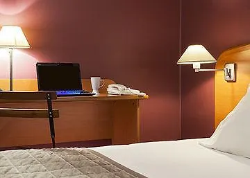 Initial By Balladins Roissy / Saint-mard Hotel