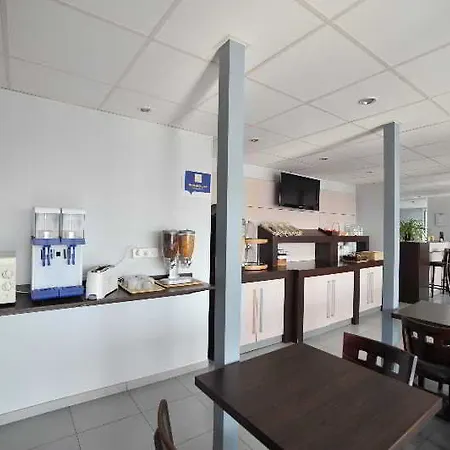 Hotel Initial By Balladins Roissy / Saint-mard 2*