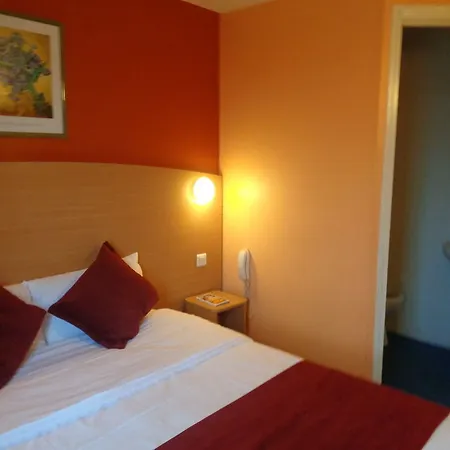 Hotel Initial By Balladins Roissy / Saint-mard